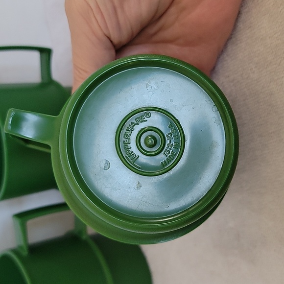 Vintage Tupperware Holiday Christmas Dove coffee mugs set of 3 - Picture 4 of 7